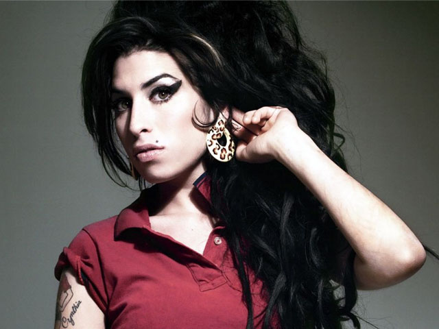 پزشکان پس از مرگ Amy Winehouse، حدس زدند که او ممکن است BPD داشته باشد.